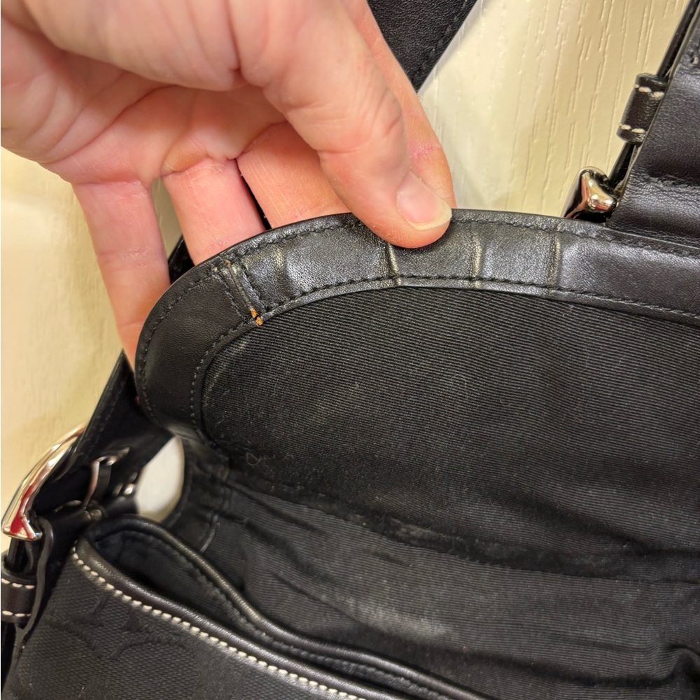 Coach soho 10297 signature shoulder bag with dust bag - Picture 12 of 16